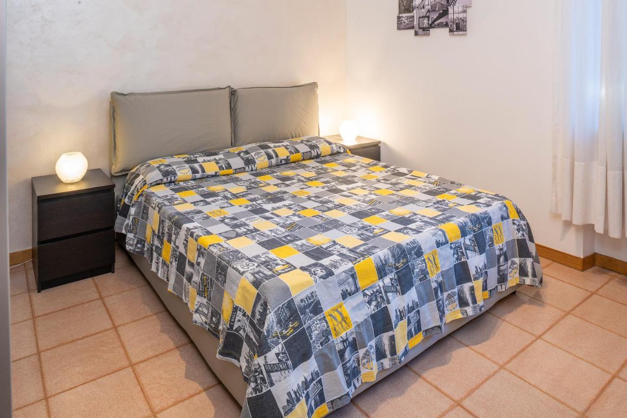 Casa Davide Apartment บาร์โดลิโน ภายนอก รูปภาพ